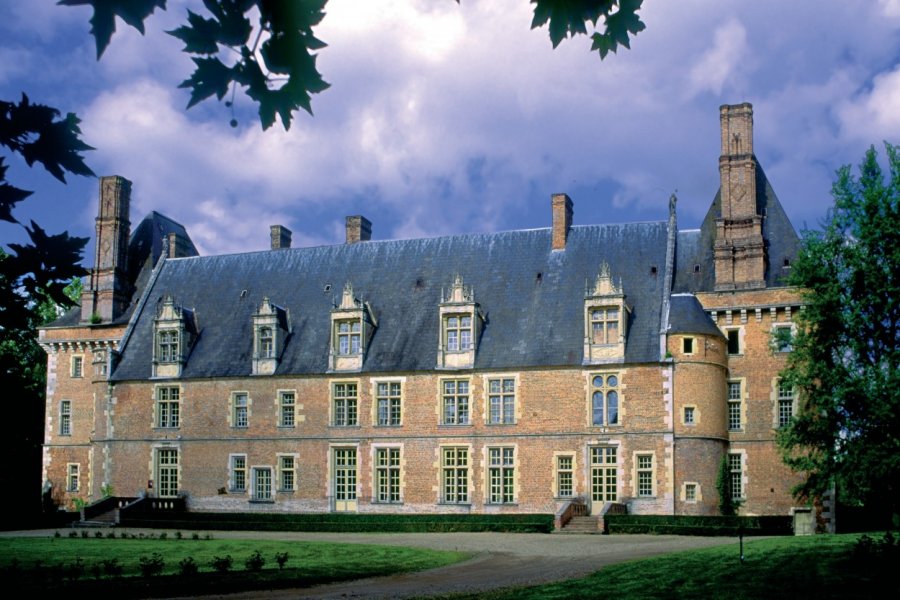 Château de Saint-Amand-en-Puisaye VALÉRY D'AMBOISE