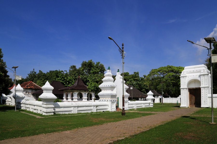 KRATON KANOMAN