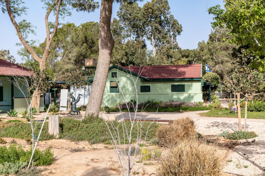 BEN GURION DESERT HOME - BEN GURION'S HUT