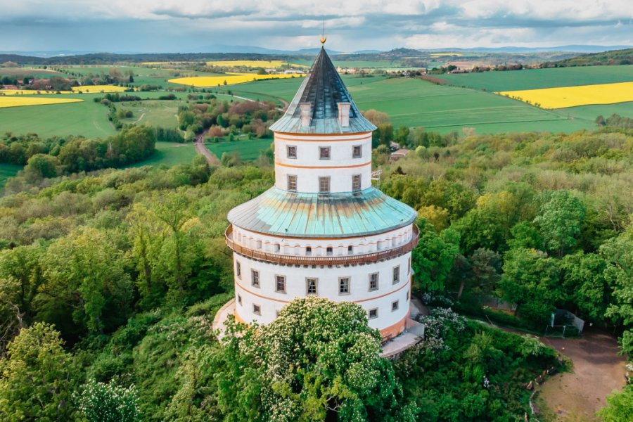 SOBOTKA ET LE CHÂTEAU DE HUMPRECHT (ZÁMEK HUMPRECHT)