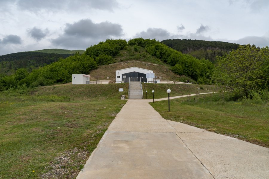 TEMPLE À SHUSHMANETS (МОГИЛА ШУШМАНЕЦ)