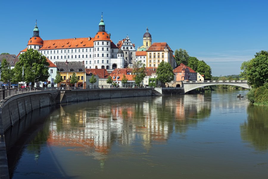 SCHLOSS NEUBURG