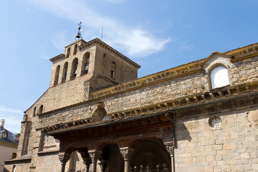 CATHÉDRALE SAN PEDRO