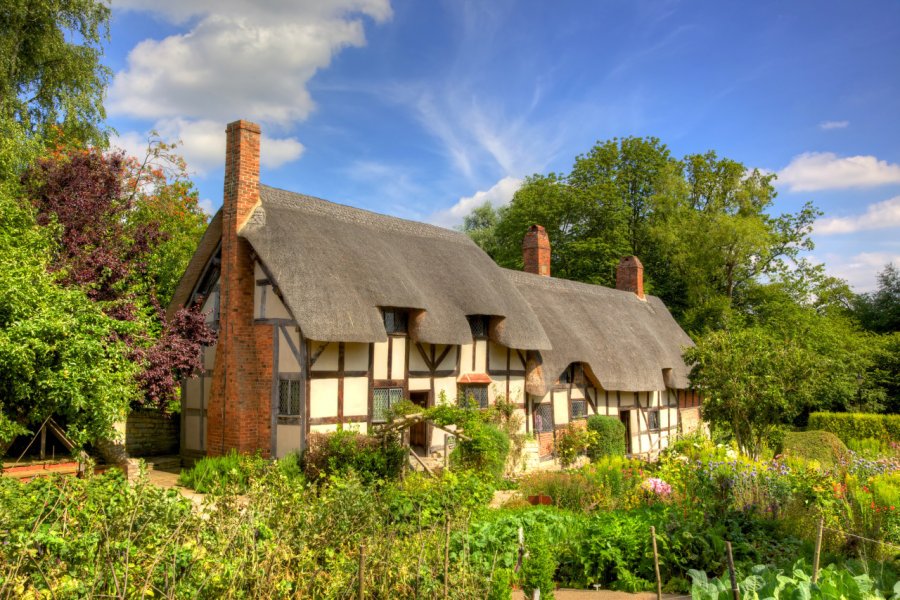 ANNE HATHAWAY'S COTTAGE