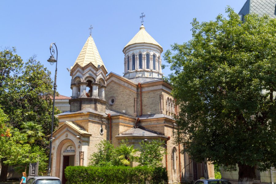 ÉGLISE ARMÉNIENNE DE LA SAINTE-CROIX