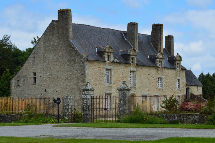 MANOIR DE KERNAULT