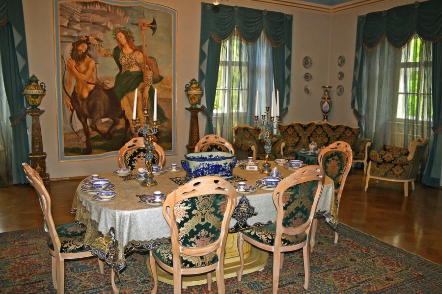 CHÂTEAU DE DĚTENICE (ZÁMEK DĚTENICE)
