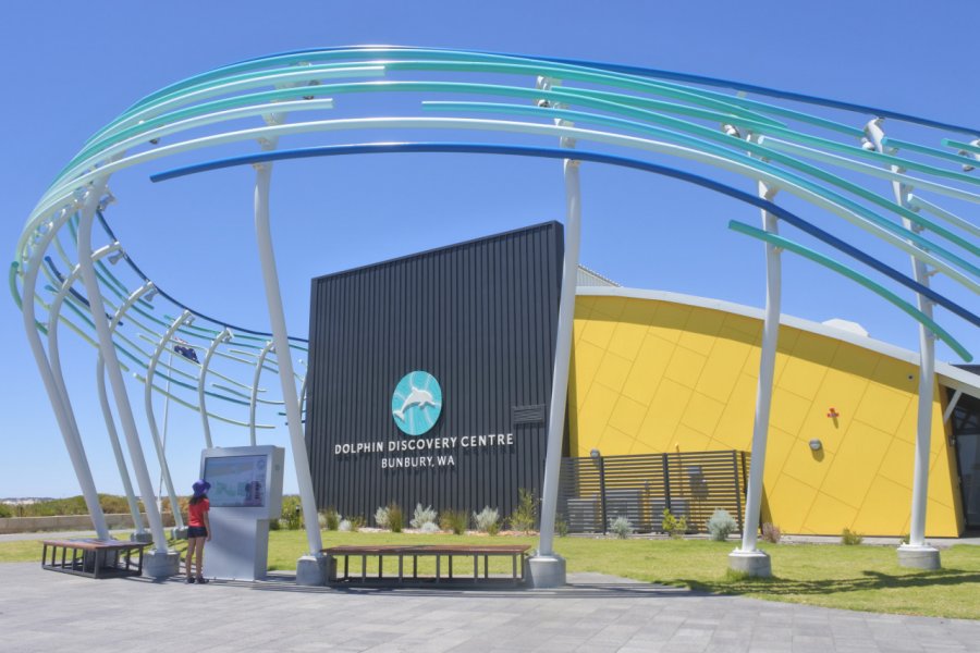 DOLPHIN DISCOVERY CENTRE