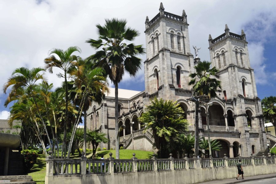 ROMAN CATHOLIC SACRED HEART CATHEDRAL