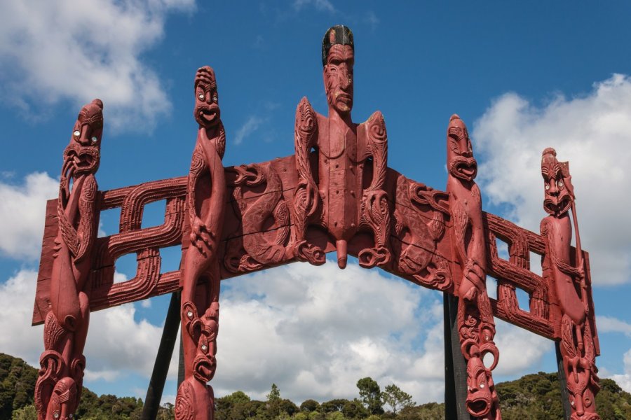 Totem sculpté Maori. PatrikStedrak