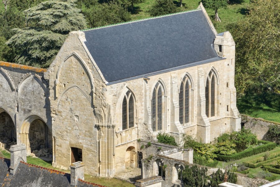 ABBAYE SAINTE-MARIE DE LONGUES