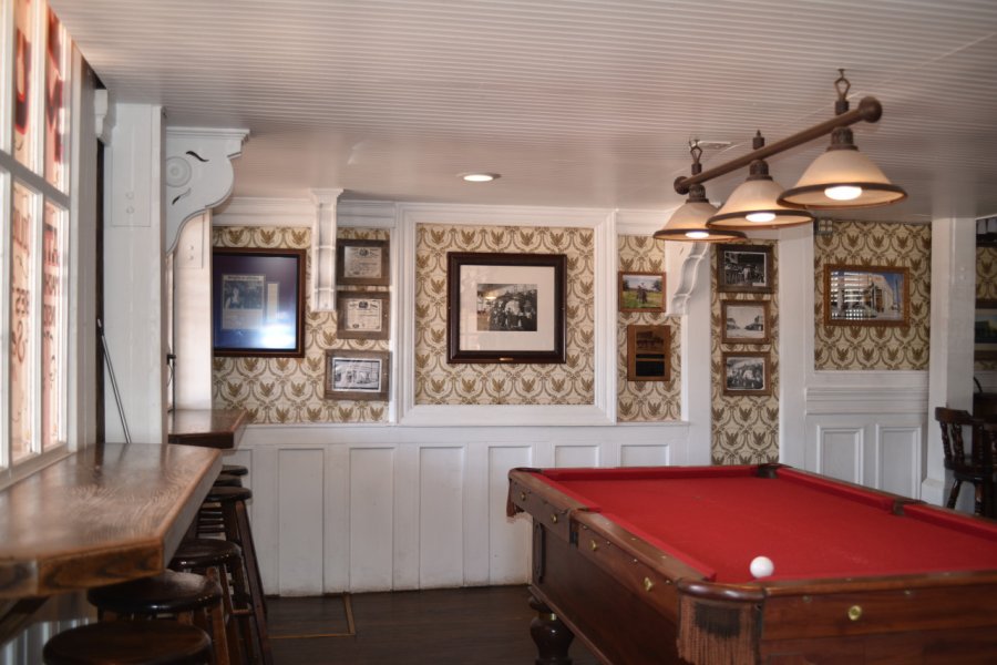 CRYSTAL PALACE SALOON