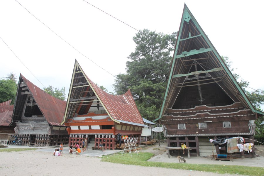 VILLAGE DE PANGURURAN