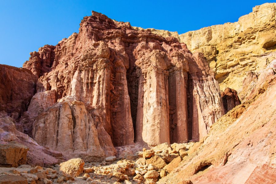 AMRAM PILLARS