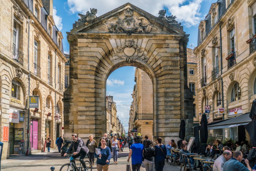 PORTE DIJEAUX