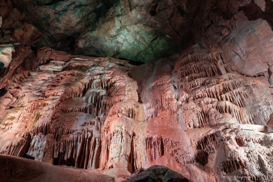 CHEDDAR GORGE & CAVES