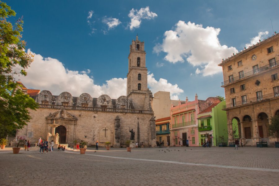 PLAZA DE SAN FRANCISCO DE ASIS