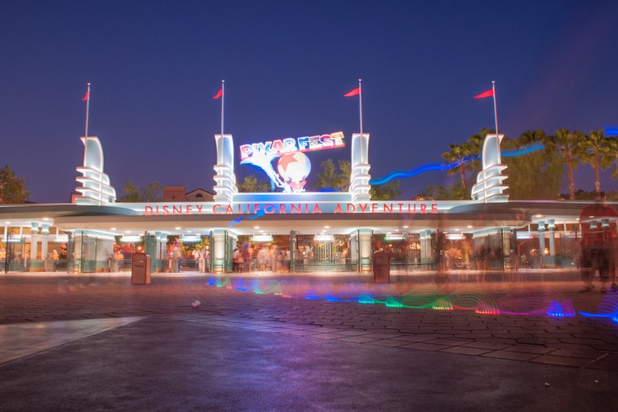 DISNEY CALIFORNIA ADVENTURE PARK