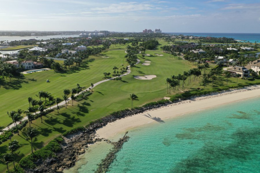 Golf aux Bahamas. Jackson Roberts - iStockphoto.com