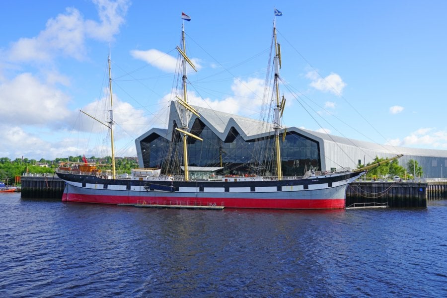 THE TALL SHIP AT RIVERSIDE