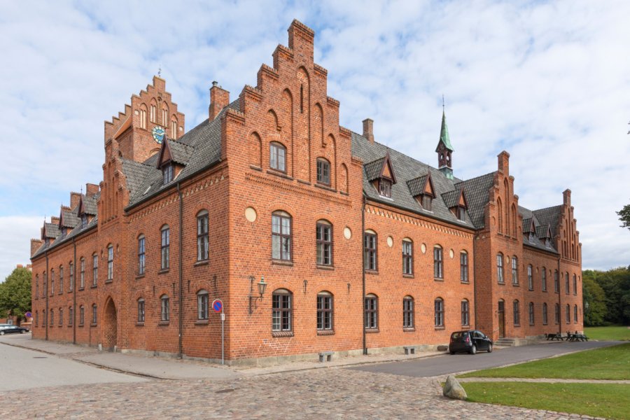 EGLISE DE HERLUFSHOLM (HERLUFSHOLM KIRKE)