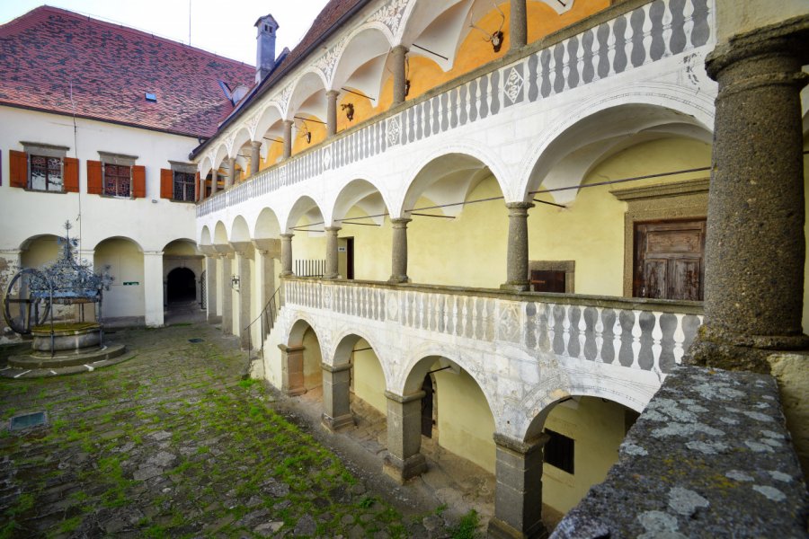 FORTERESSE RIEGERSBURG (FESTUNG RIEGERSBURG)
