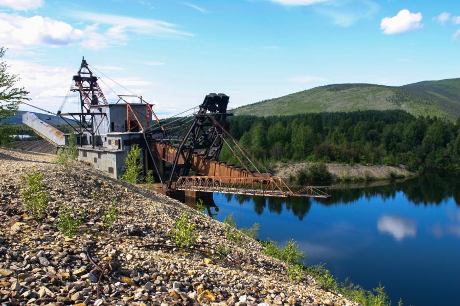 GOLD DREDGE 8