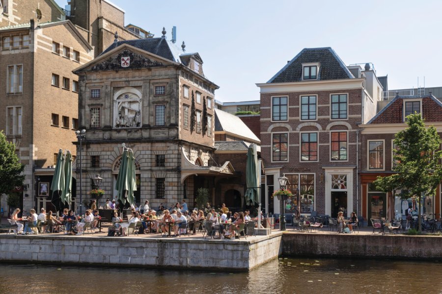 DE WAAG