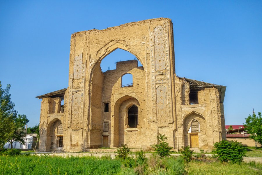 MAUSOLÉE ISHRATKHANA