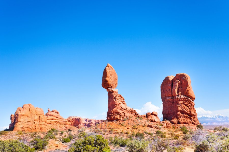 BALANCED ROCK