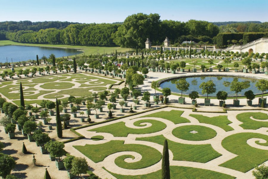 Les jardins du château de Versailles Alcel Vision - Fotolia