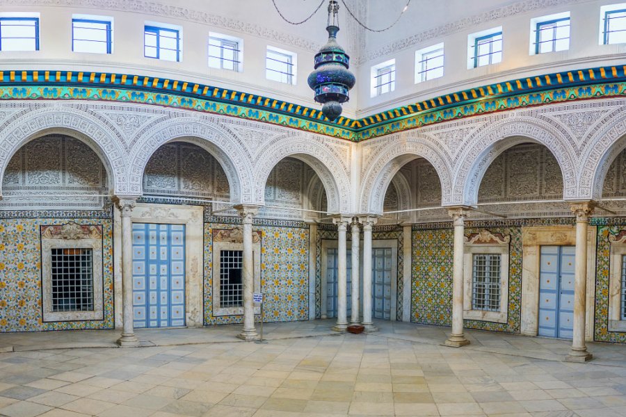 DAR HUSSEIN