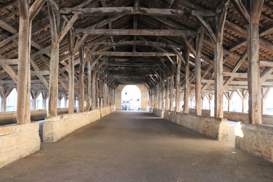 HALLE