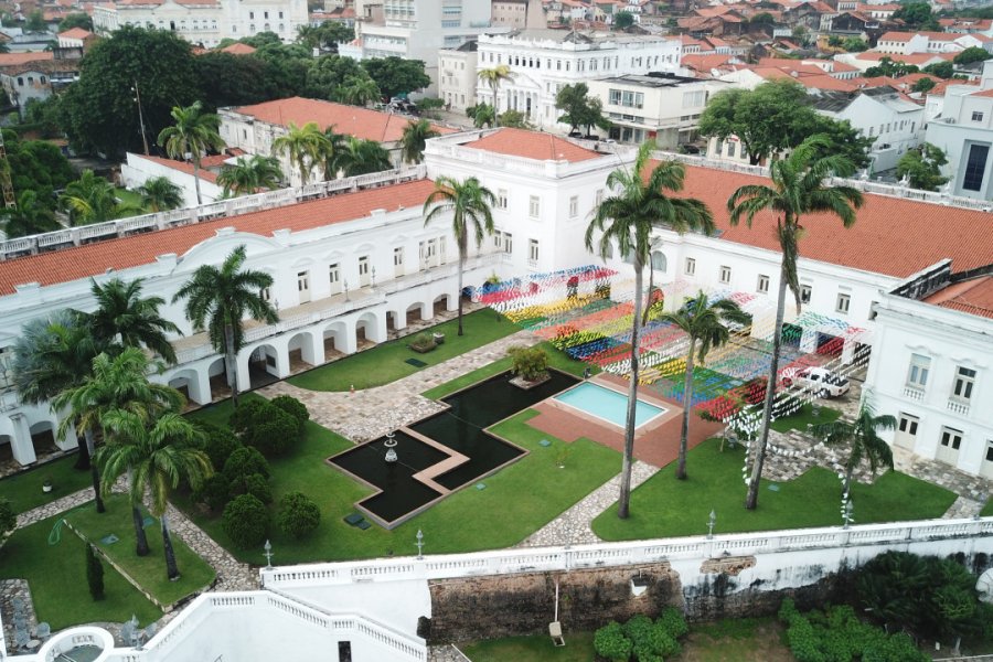 PALÁCIO DOS LEÕES