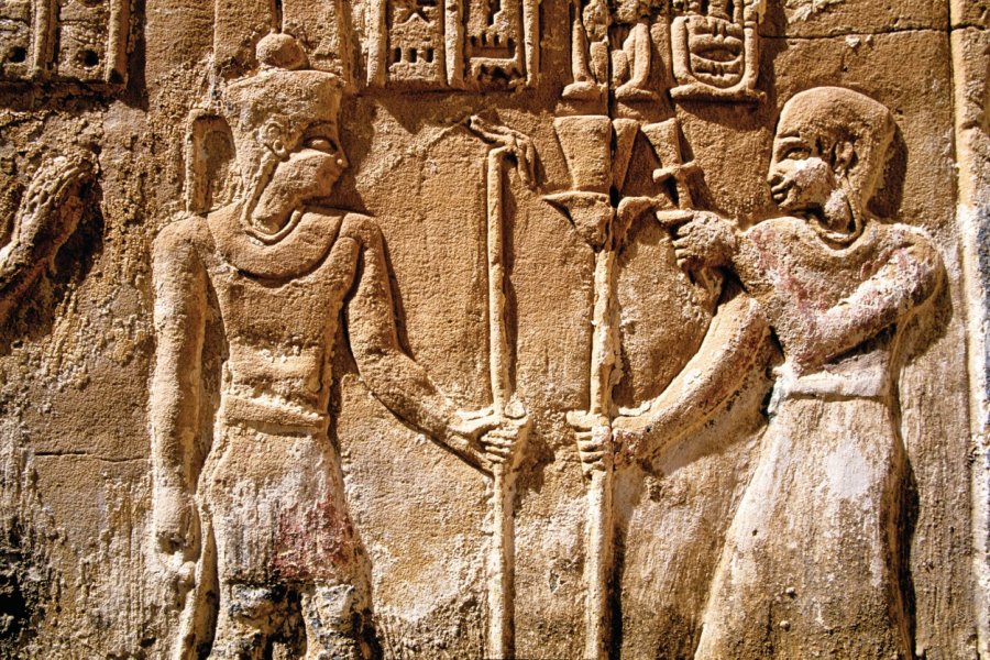 Relief du temple de Deir el-Haggar. Sylvain GRANDADAM