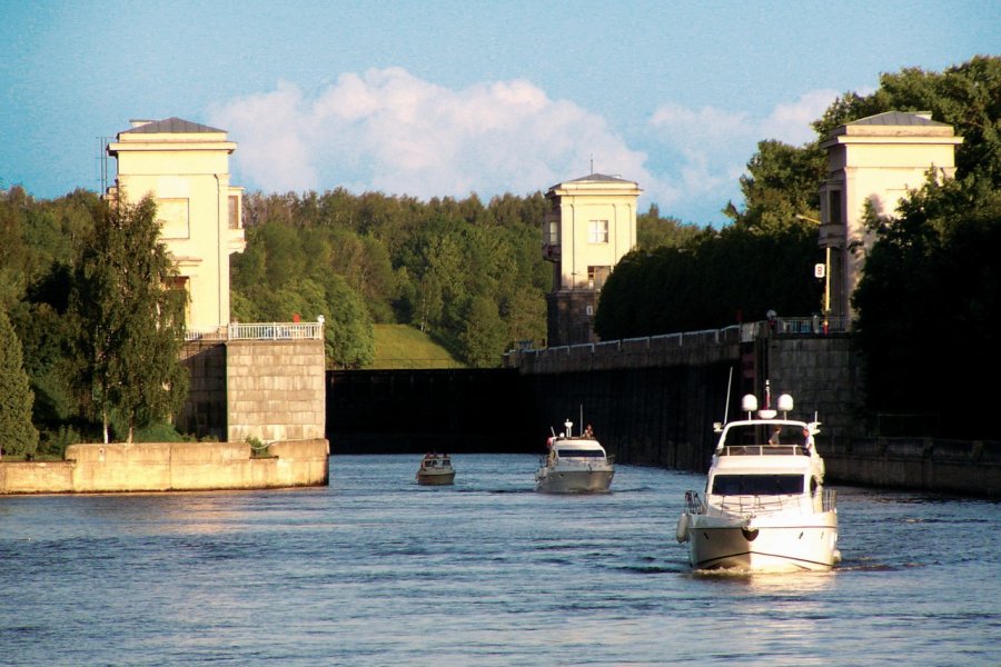 Écluse du canal Moscou-Volga. Stéphan SZEREMETA