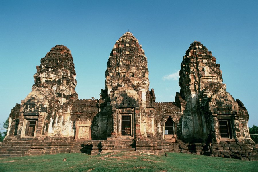 Phra Prang Sam Yot. Author's Image