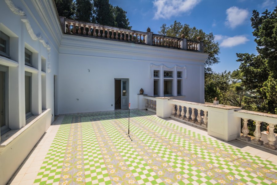 VILLA LYSIS