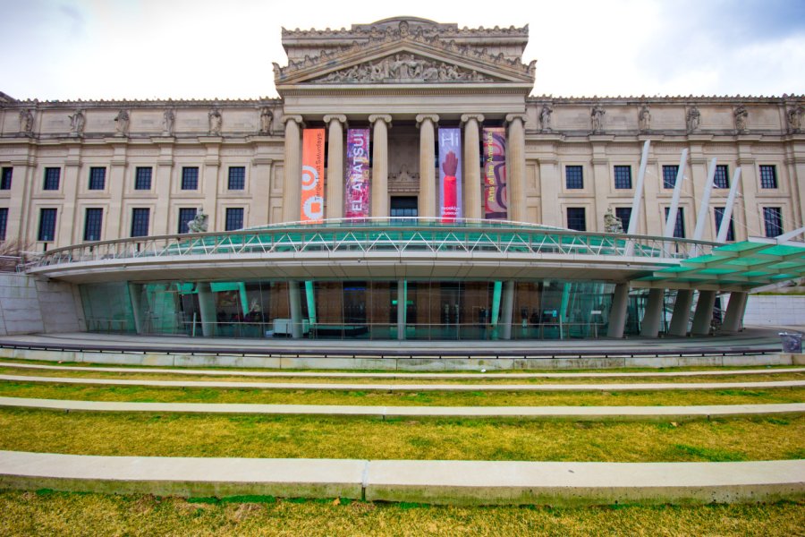 BROOKLYN MUSEUM