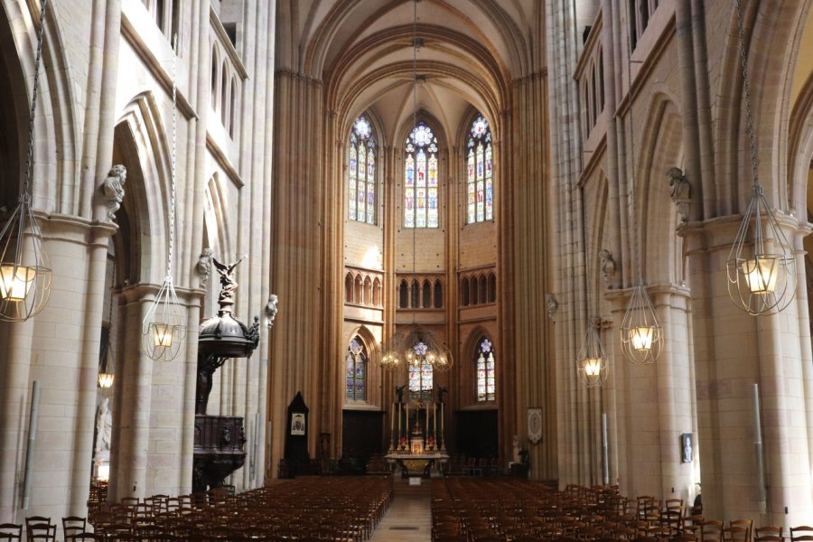 CATHÉDRALE SAINT-BÉNIGNE