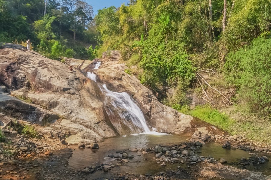 MOR PAENG WATERFALL