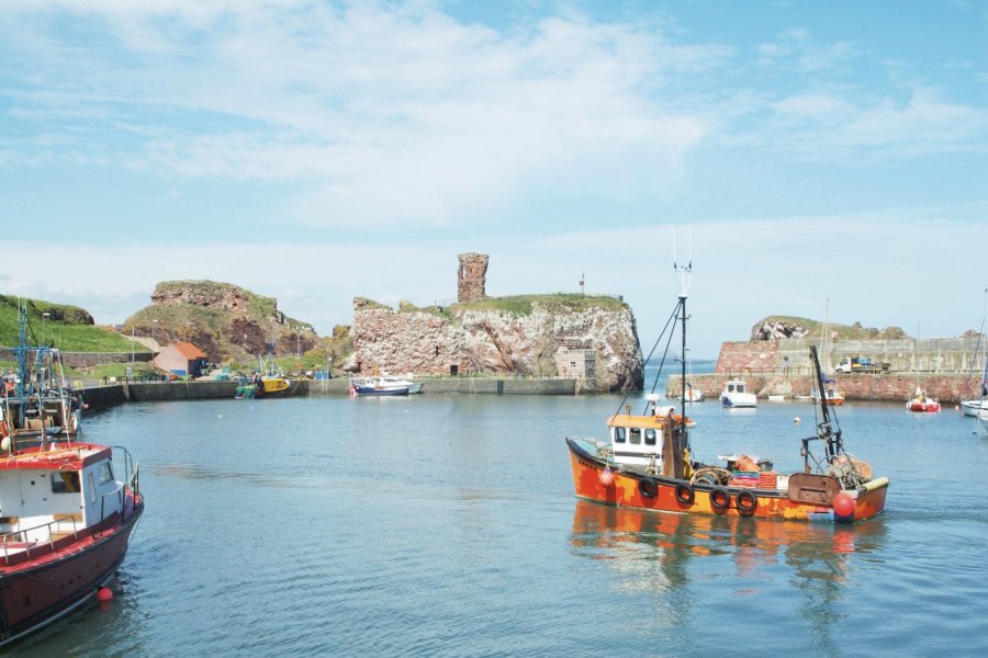 Port et château de Dunbar. denovan - iStockphoto.com