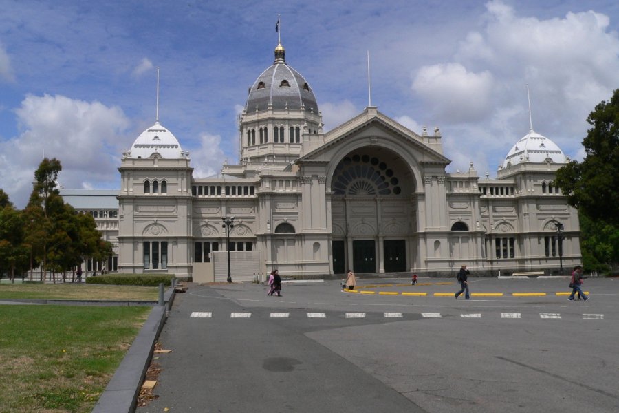 MELBOURNE MUSEUM - BUNJILAKA CULTURAL CENTER