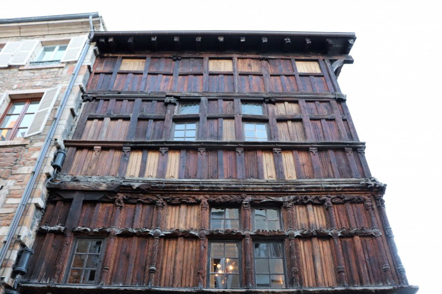 MAISON DE BOIS