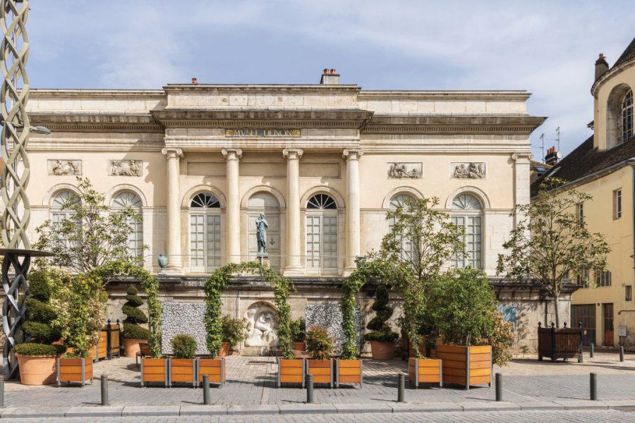 MUSÉE DENON