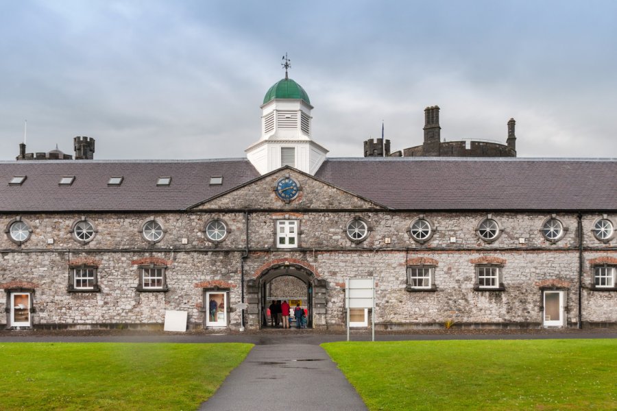 DESIGN CRAFT CENTRE