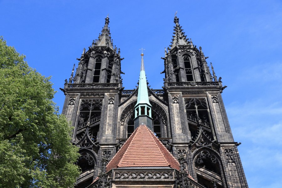 DOM - CATHÉDRALE
