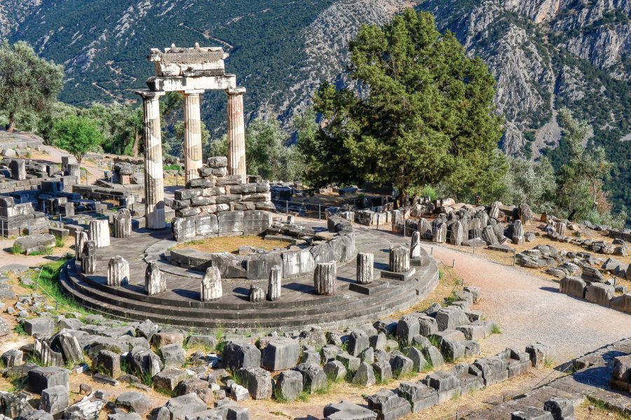 Tholos de Gaïa au sanctuaire d'Athéna Pronaïa. Cameris - iStockphoto.com