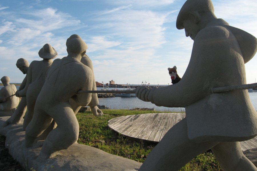 Sculpture à l'anse de L'Étang-du-Nord, Îles de la Madeleine. Valérie FORTIER