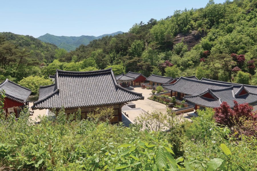 TEMPLE UNJUSA